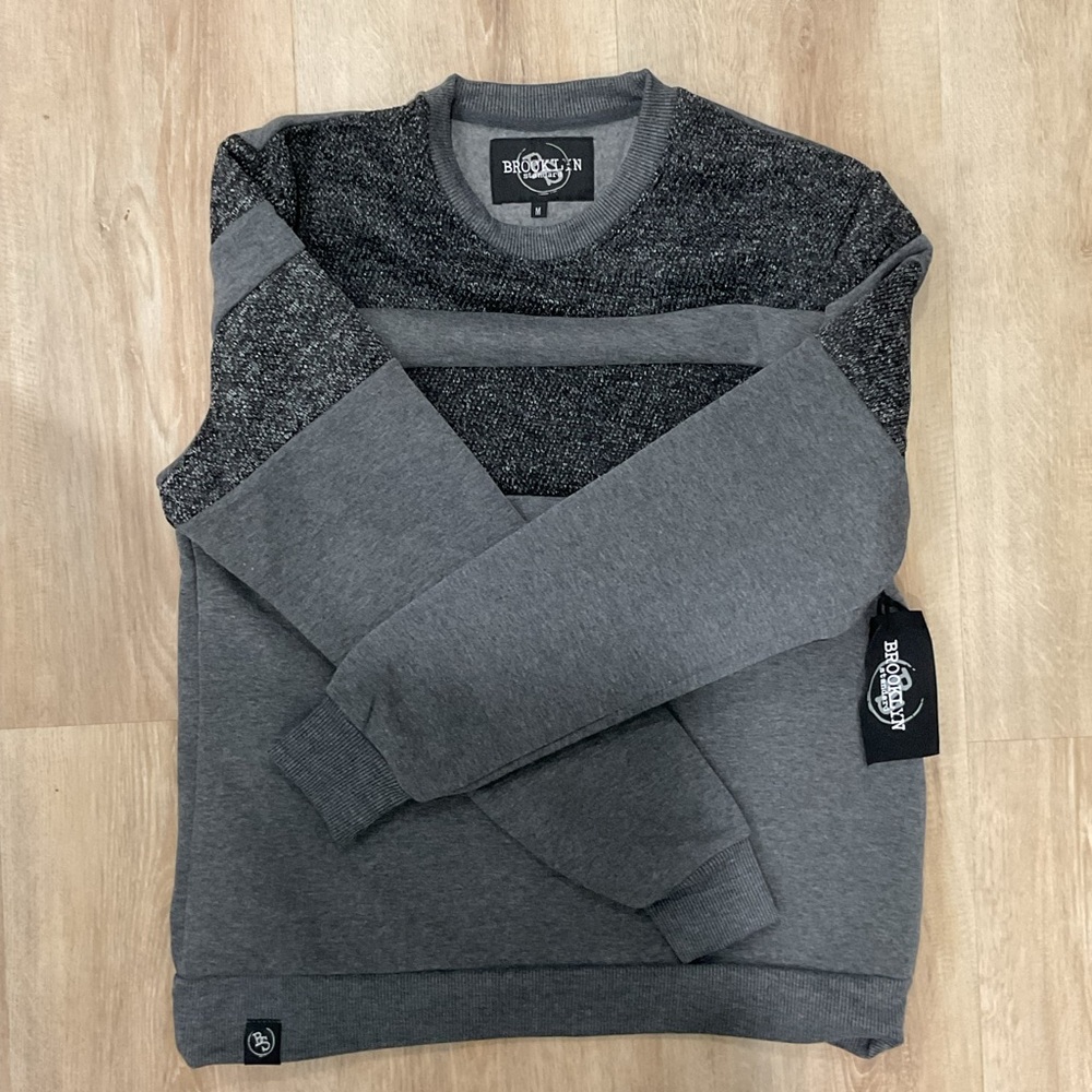 BROOKLYN STANDARD MENS PULLOVER SWEAT SHIRT NWT MULTIPLE MEDIUM YOUTH TEEN SIZE